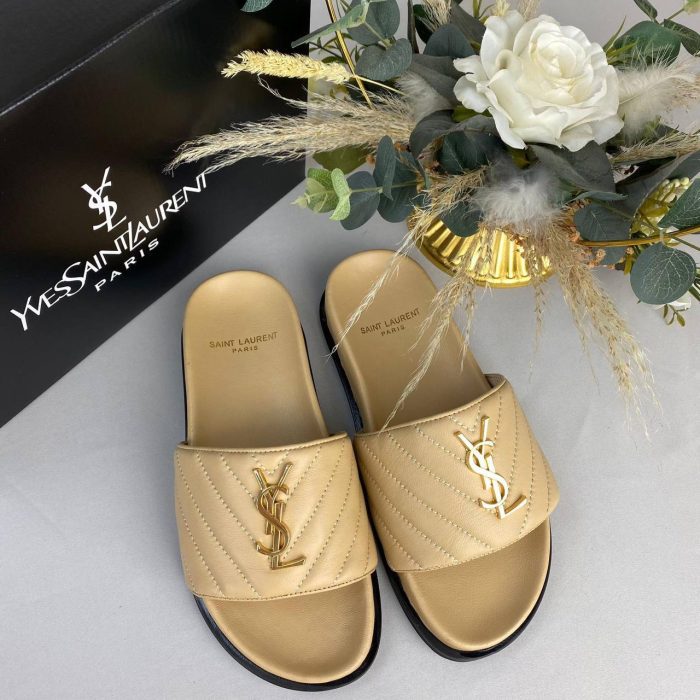 yves-saint-laurent-quilted-sandals Yves Saint Laurent Quilted Sandals - Görsel 1