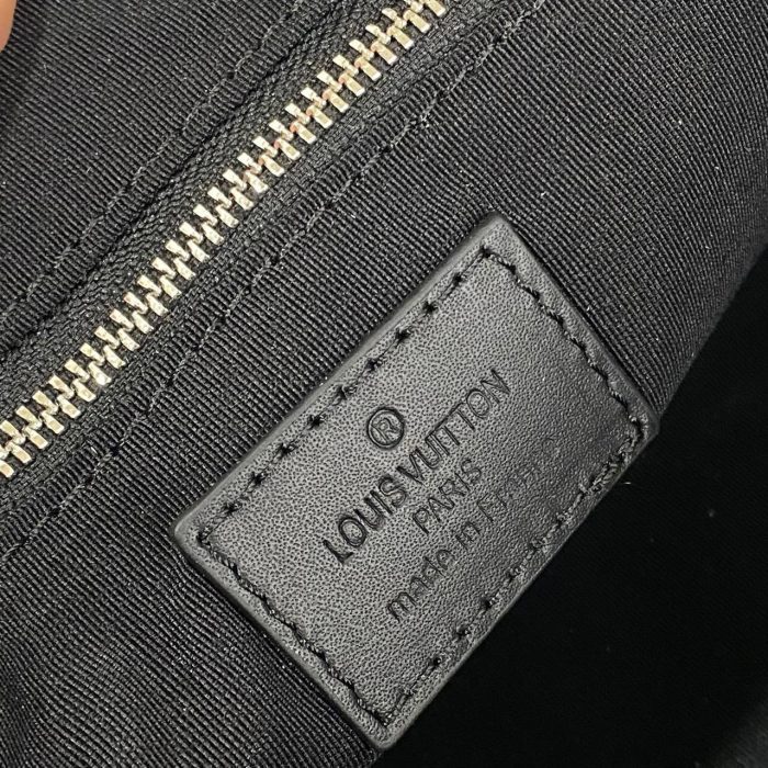 Louis Vuitton King Size Toiletry Pouch İnfini - Görsel 8