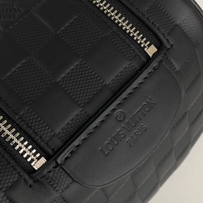 Louis Vuitton King Size Toiletry Pouch İnfini - Görsel 10