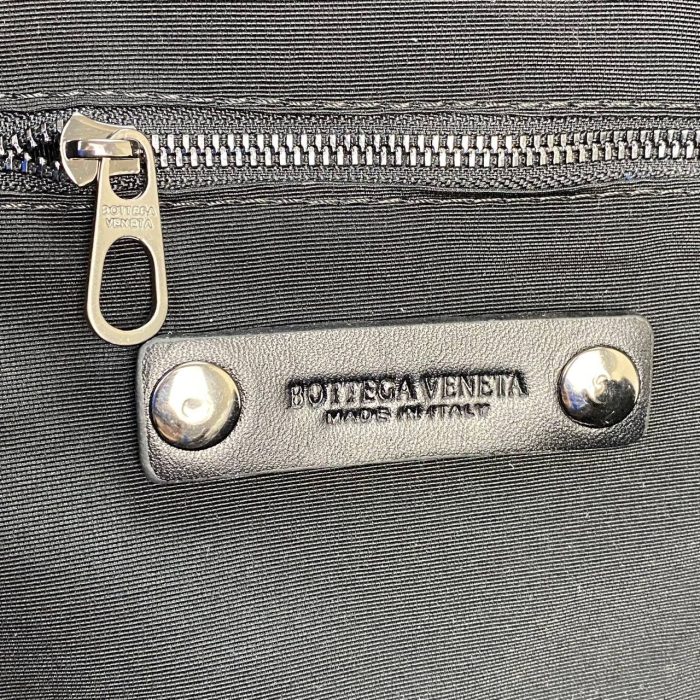 Bottega Veneta Medium Duffle Bag Seyahat Valizi - Görsel 9