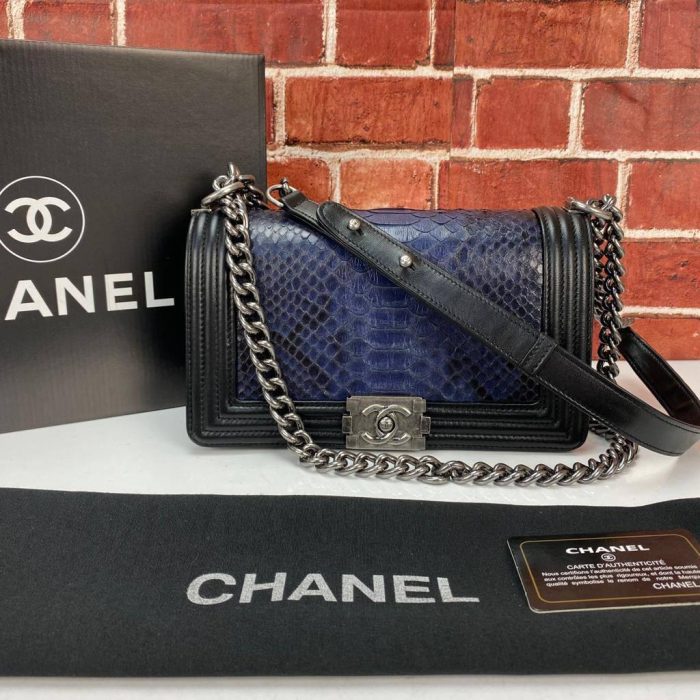 Chanel Boy Bag Python Medium Kadın Çanta - Görsel 1