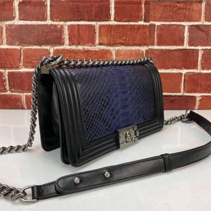 Chanel Boy Bag Python Medium Kadın Çanta - Görsel 2