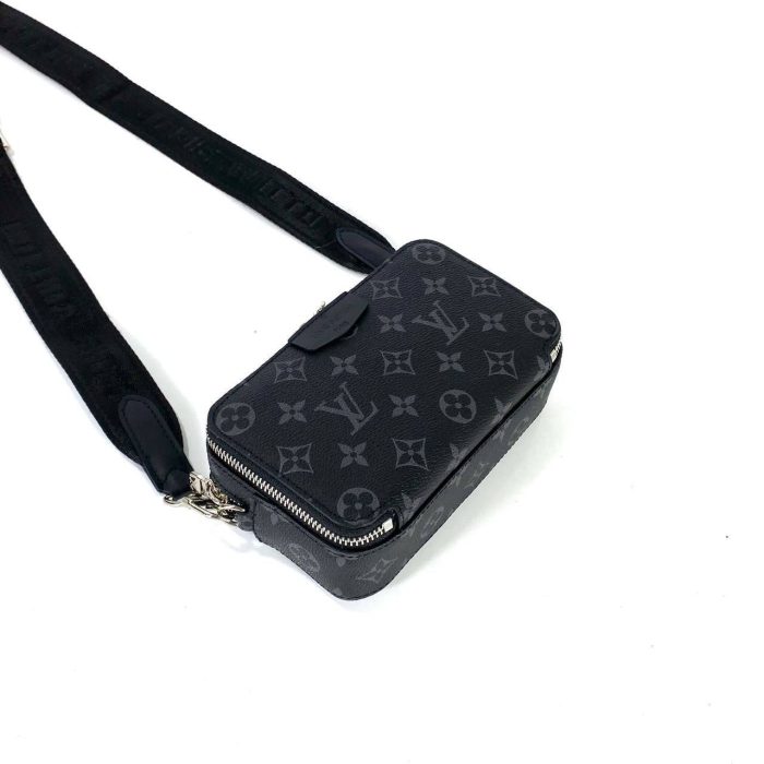 Louis Vuitton Alpha Wearable Wallet Bag Postacı Çanta - Görsel 2