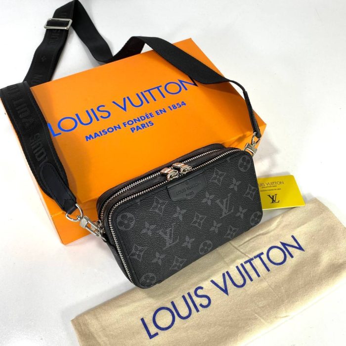 Louis Vuitton Alpha Wearable Wallet Bag Postacı Çanta - Görsel 1