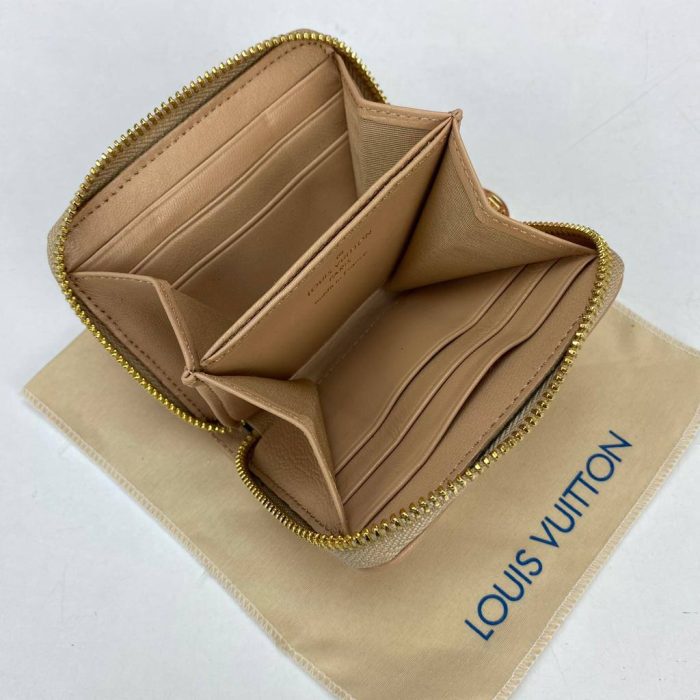 Louis Vuitton Lou Wallet Kadın Cüzdan - Görsel 2