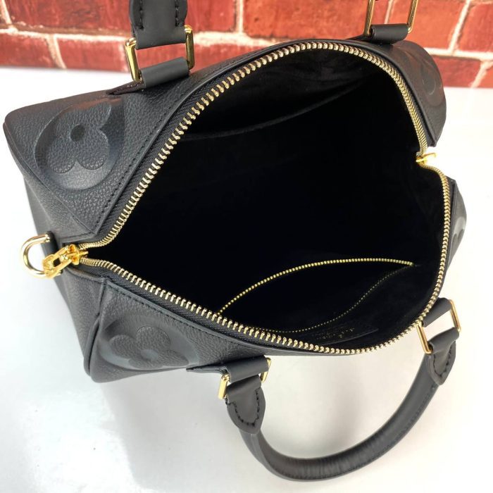 Louis Vuitton Bandouliere Oversized Empreinte Speedy 25 - Görsel 3