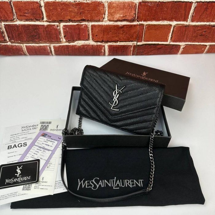 Yves Saint Laurent Cassandre Quilted Chain Wallet Caviar - Görsel 1