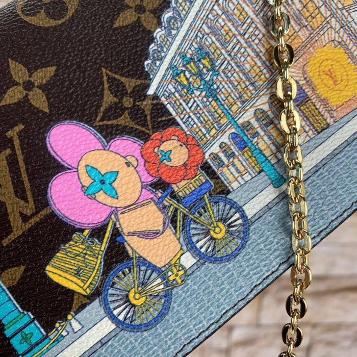 Louis Vuitton Felicie Pochette Vivienne Mascot Kadın Çanta - Görsel 5