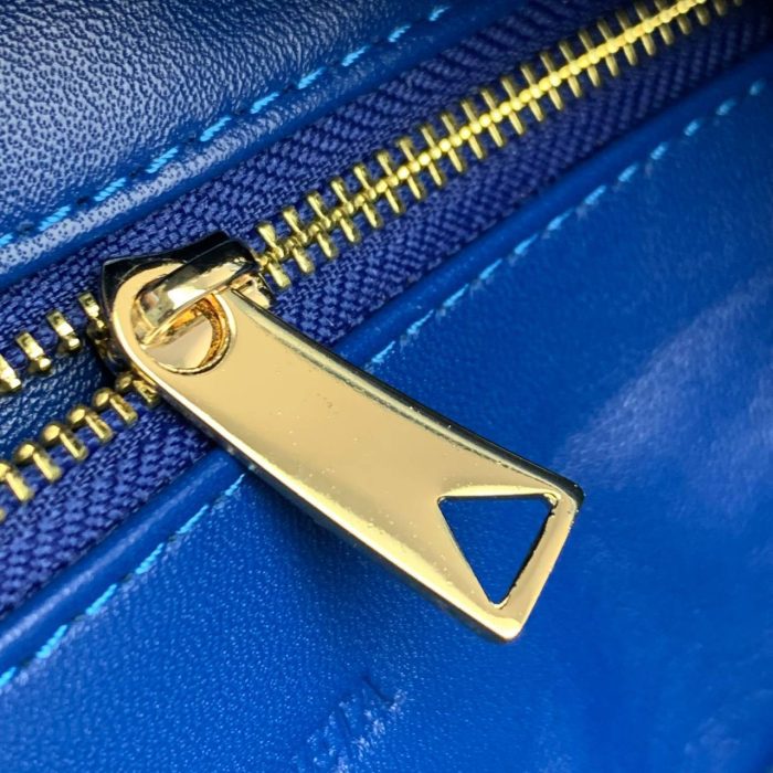 Bottega Veneta The Medium Jodie Hakiki Deri Kadın Çanta - Görsel 7