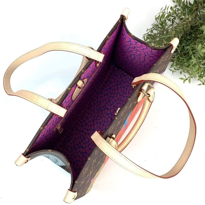 Louis Vuitton LVxYK OnTheGo MM Orta Boy Kadın Çanta - Görsel 10