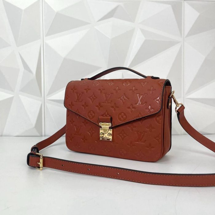 Louis Vuitton Metis Pochette Empreinte Hakiki Deri Kadın Çanta - Görsel 17