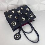 Louis Vuitton OnTheGo Bicolour Gradient MM Empreinte Kadın Çanta - Görsel 5