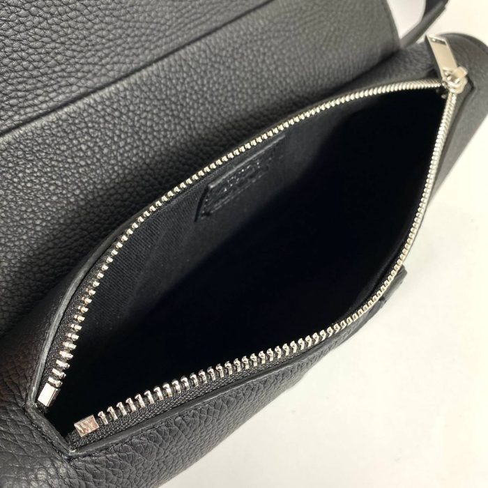 Christian Dior New Saddle Bag Grained Calfskin Omuz Çantası - Görsel 6
